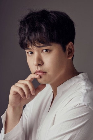 Lee Jang-woo portrait