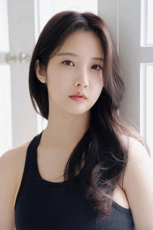 Nam Ji-hyun portrait