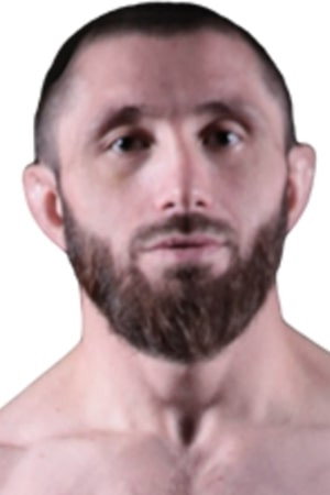 Yunus Evloev portrait