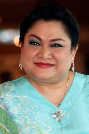 Adibah Noor portrait