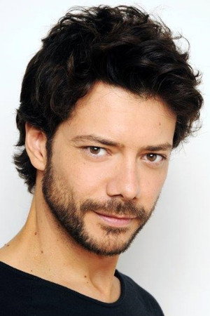 Álvaro Morte portrait