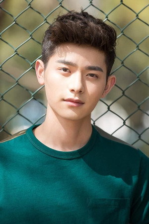 Luo Mingjie portrait