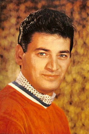 Adnan Şenses portrait