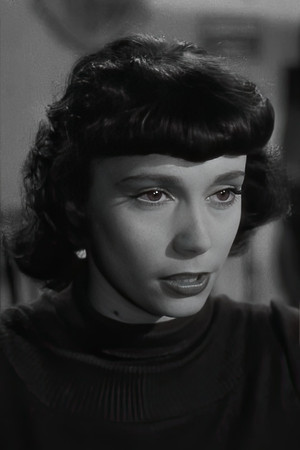 Mila Parély portrait