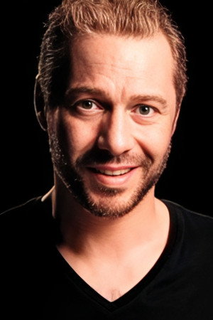 Ahmet Kaynak portrait
