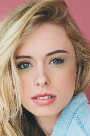 Justine Nelson portrait