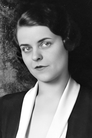 Betty Starbuck portrait