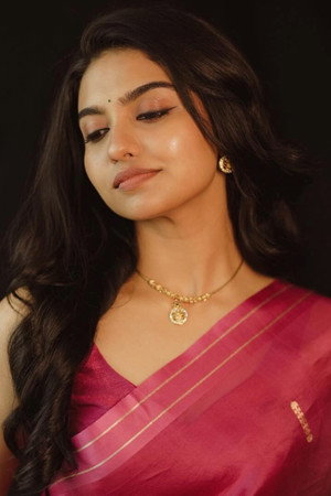 Mamitha Baiju portrait