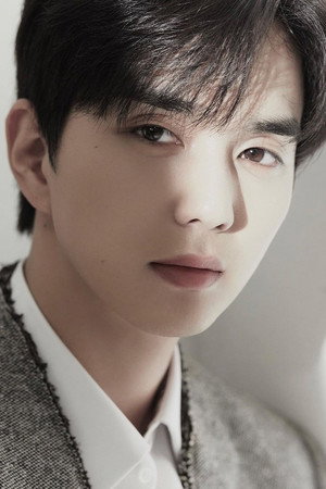 Yoo Seung-ho portrait