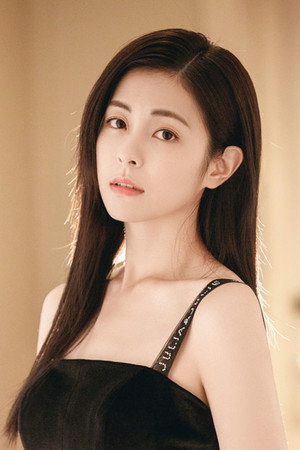 Lorene Ren portrait