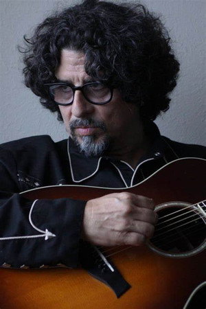 Dan Navarro portrait