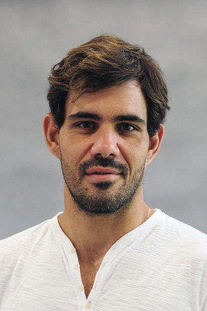 Juliano Cazarré portrait