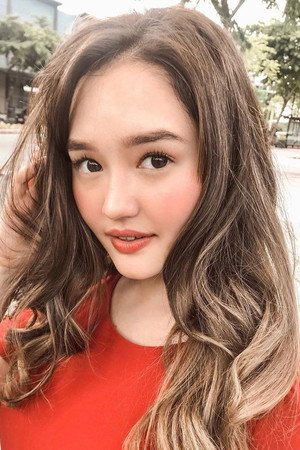 Mika Dela Cruz portrait