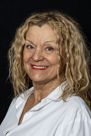 Anne Veesaar portrait