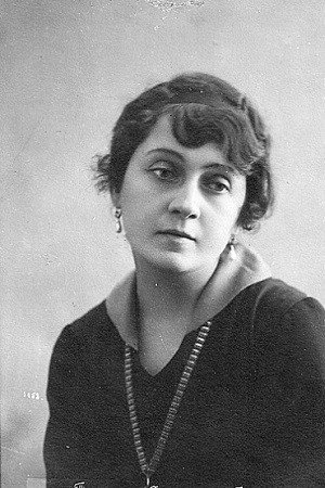 Elizaveta Time portrait