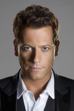 Ioan Gruffudd portrait