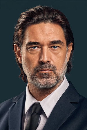 Burak Hakkı portrait