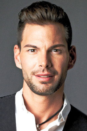 Bobby Tonelli portrait