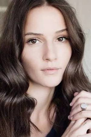 Aida Economu portrait