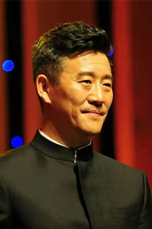 Hou Yansong portrait