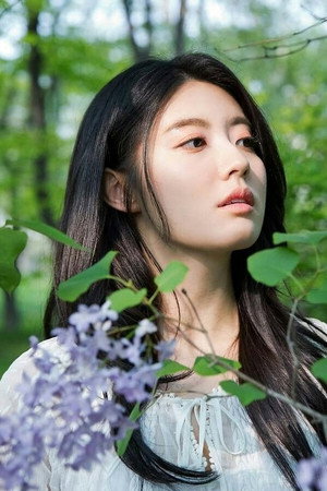 Nam Ji-hyun portrait