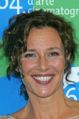 Valéria Cavalli portrait