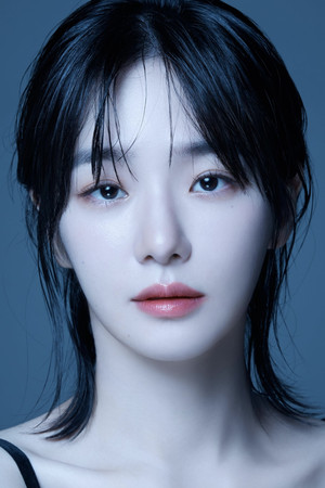 Park Gyu-young portrait