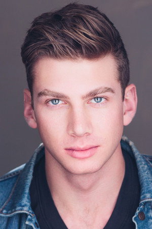 Noah Gaynor portrait