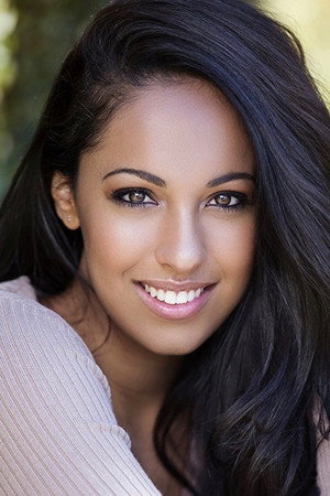 Yasmin Kassim portrait