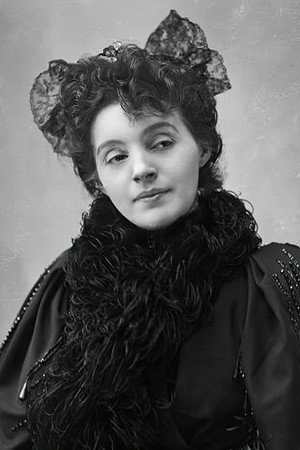 Gabrielle Réjane portrait