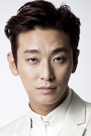 Ju Ji-hoon portrait