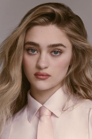 Lizzy Greene portrait