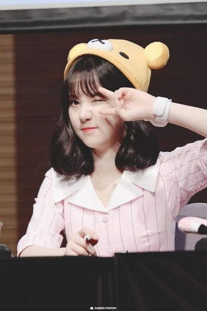 Eunha portrait