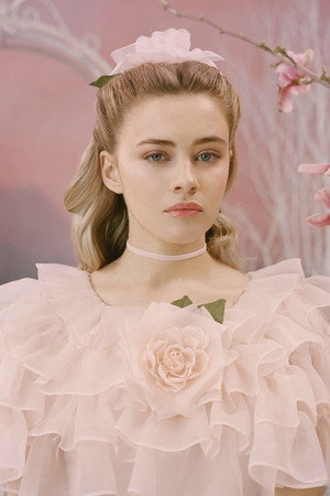 Josephine Langford portrait