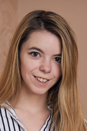 Lina Roselina portrait