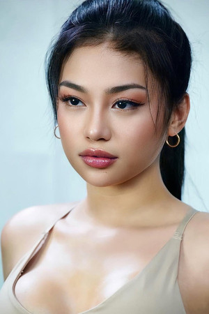 Hershie de Leon portrait