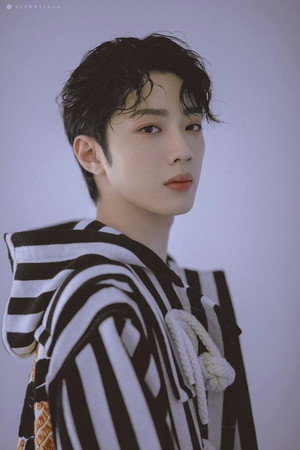 Lai Guan-lin portrait