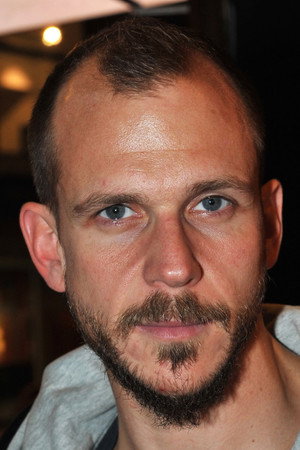 Gustaf Skarsgård portrait
