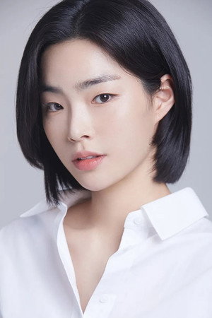Jo Hye-won portrait