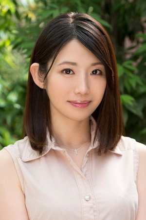 Mika Aikawa portrait