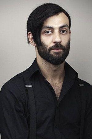 Ara Woland portrait