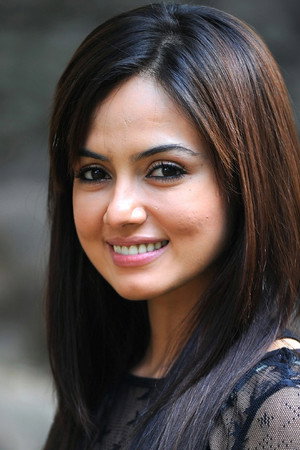 Sana Khaan portrait