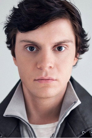 Evan Peters portrait