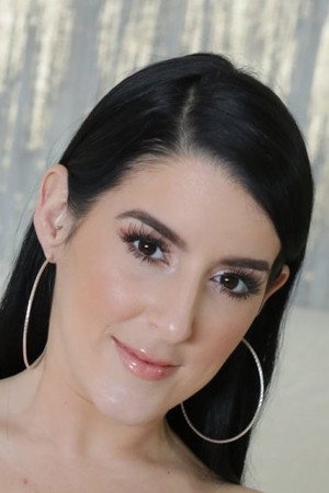 Jessica Jewel portrait