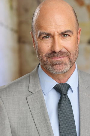 Stephen Saux portrait