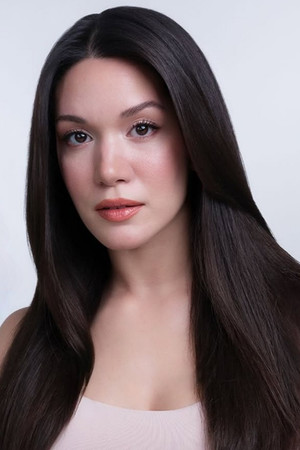 Hazal Subaşı portrait