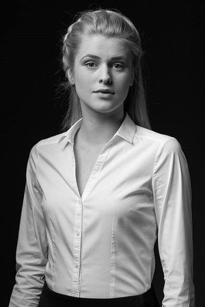 Agate Krista portrait