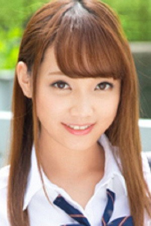 Anri Sayama portrait