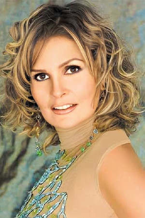Yousra portrait