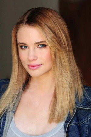 Lucy Fry portrait